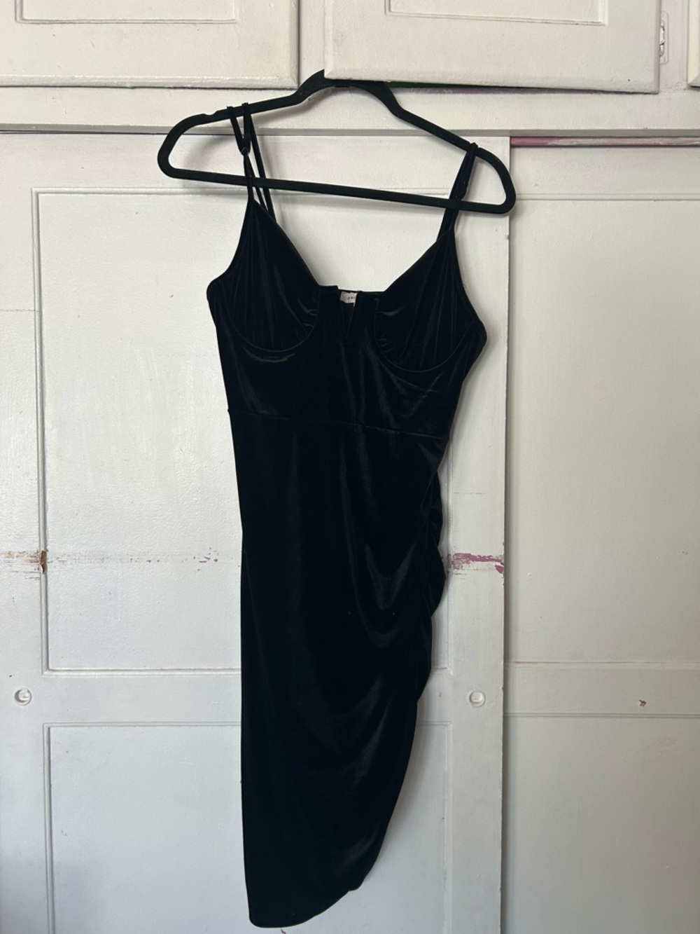 Black Velvet Spaghetti Strap Bodycon Dress